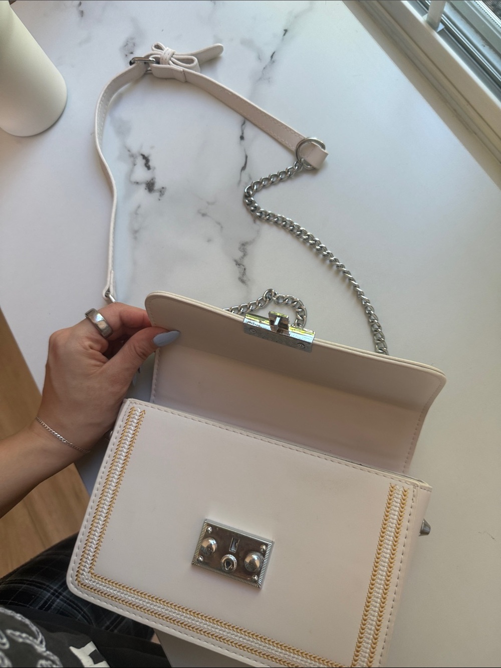 Silver Chain-Shoulder Crossbody Bag with Silver Hardware - Picture 2 of 3
